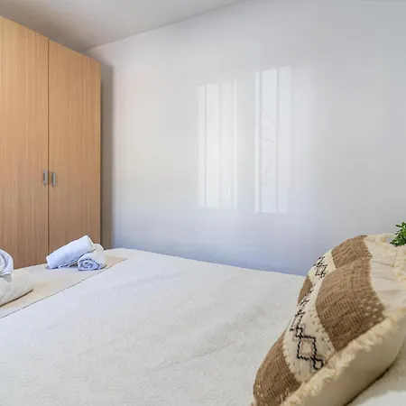 Apartment Beautiful In With Wifi