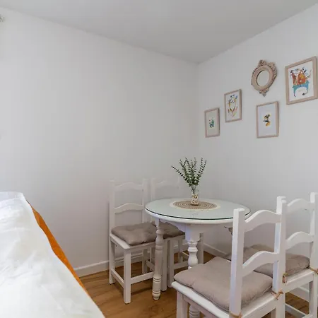 Apartment Beautiful In With Wifi *